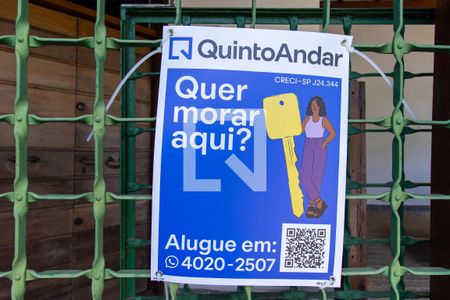 Casa de condomínio para alugar com 3m², 4 quartos e 2 vagasPlaquinha