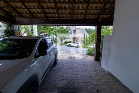 Casa de condomínio para alugar com 3m², 4 quartos e 2 vagasGaragem
