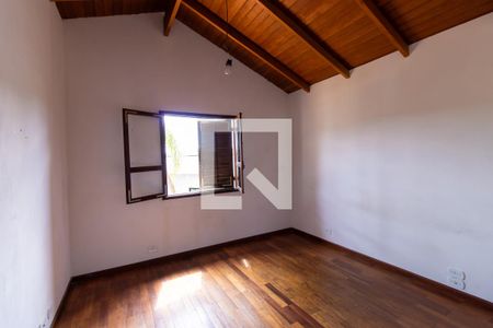 Casa de condomínio para alugar com 3m², 4 quartos e 2 vagasQuarto 4