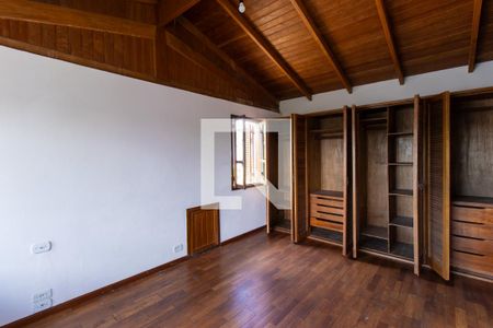 Casa de condomínio para alugar com 3m², 4 quartos e 2 vagasQuarto 3