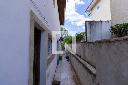 Casa de condomínio para alugar com 3m², 4 quartos e 2 vagasCorredor