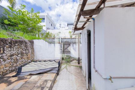Casa de condomínio para alugar com 3m², 4 quartos e 2 vagasÁrea externa