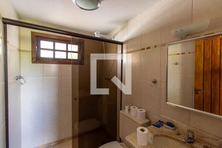 Casa de condomínio para alugar com 3m², 4 quartos e 2 vagasBanheiro