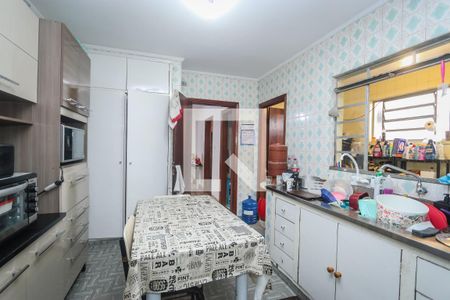 Casa à venda com 333m², 5 quartos e 5 vagasCozinha casa 2