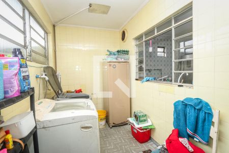 Casa à venda com 333m², 5 quartos e 5 vagasLavanderia Casa 2