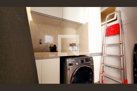 Casa de condomínio à venda com 180m², 3 quartos e 4 vagasÁrea de Serviço