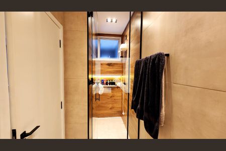 Casa de condomínio à venda com 180m², 3 quartos e 4 vagasBanheiro Social