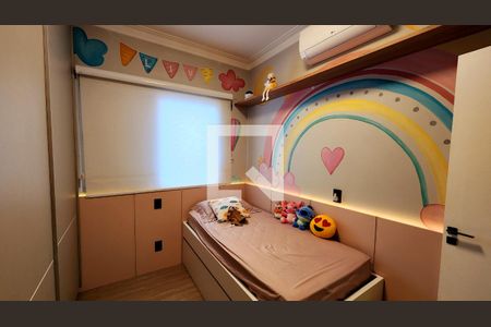 Casa de condomínio à venda com 180m², 3 quartos e 4 vagasQuarto 2