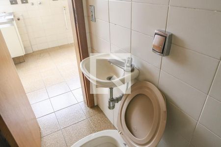 Apartamento para alugar com 172m², 3 quartos e 3 vagasBanheiro de serviço