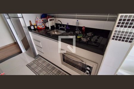 Apartamento à venda com 68m², 2 quartos e 2 vagas Apartamento à venda com 68m², 2 quartos e 2 vagasCozinha