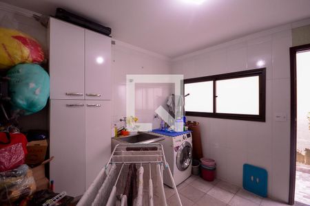 Casa à venda com 163m², 4 quartos e 2 vagas Casa à venda com 163m², 4 quartos e 2 vagasÁrea de Serviço