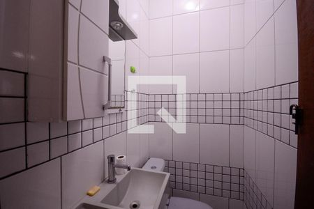 Casa à venda com 163m², 4 quartos e 2 vagas Casa à venda com 163m², 4 quartos e 2 vagasEdícula - Lavabo