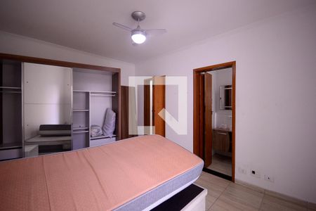 Casa à venda com 163m², 4 quartos e 2 vagas Casa à venda com 163m², 4 quartos e 2 vagasEdícula - Suíte