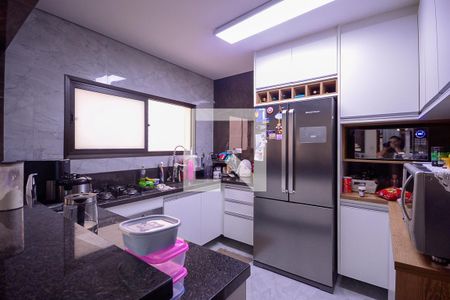 Casa à venda com 163m², 4 quartos e 2 vagas Casa à venda com 163m², 4 quartos e 2 vagasCozinha