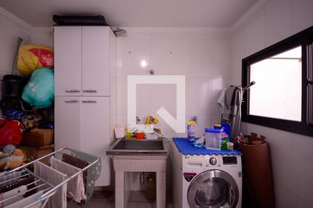 Casa à venda com 163m², 4 quartos e 2 vagas Casa à venda com 163m², 4 quartos e 2 vagasÁrea de Serviço