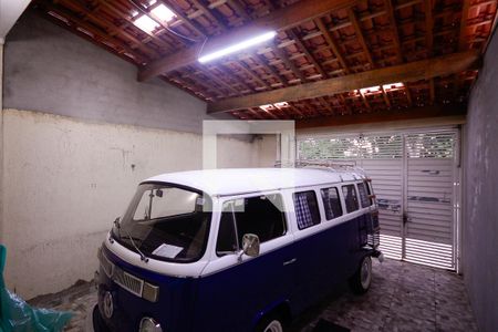 Casa à venda com 163m², 4 quartos e 2 vagas Casa à venda com 163m², 4 quartos e 2 vagasGaragem