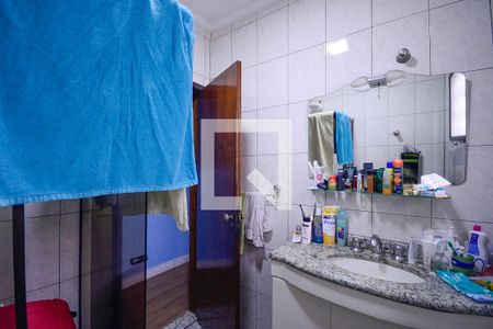 Casa à venda com 163m², 4 quartos e 2 vagas Casa à venda com 163m², 4 quartos e 2 vagasBanheiro Social