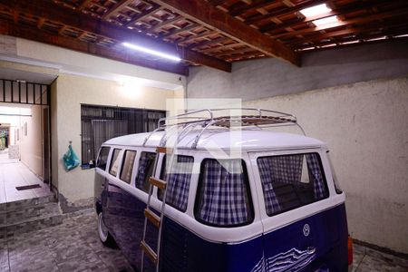 Casa à venda com 163m², 4 quartos e 2 vagas Casa à venda com 163m², 4 quartos e 2 vagasGaragem