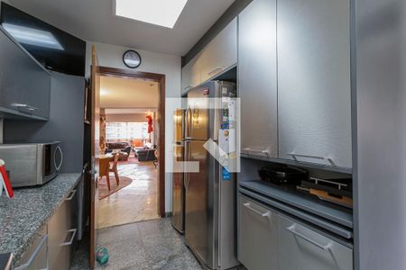 Apartamento à venda com 250m², 4 quartos e 3 vagasCozinha