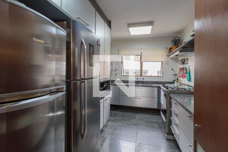 Apartamento à venda com 250m², 4 quartos e 3 vagasCozinha