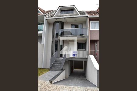 Casa de condomínio para alugar com 160m², 2 quartos e 2 vagasFachada do sobrado