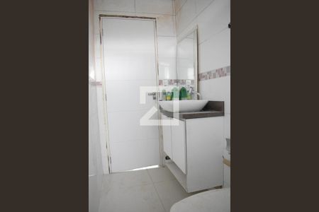 Casa de condomínio para alugar com 160m², 2 quartos e 2 vagasBanheiro Suíte 1