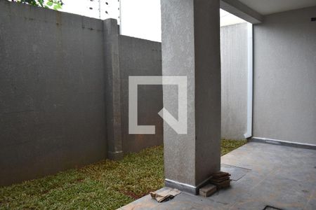 Casa de condomínio para alugar com 160m², 2 quartos e 2 vagasÁrea dos fundos