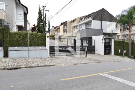 Casa de condomínio para alugar com 160m², 2 quartos e 2 vagasFachada do condomínio