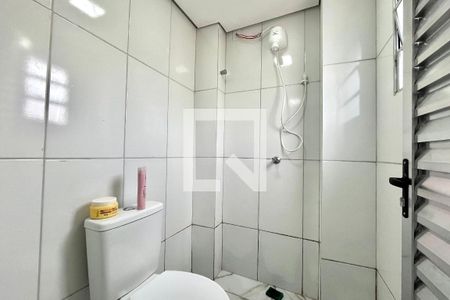 Banheiro de kitnet/studio para alugar com 1 quarto, 50m² em Jardim Oriental, São Paulo