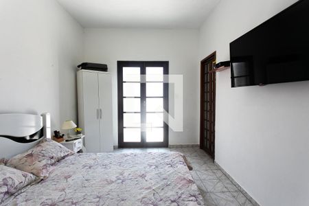 Casa à venda com 110m², 3 quartos e 2 vagasSuíte