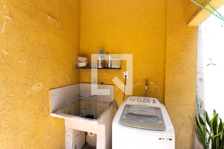 Casa à venda com 110m², 3 quartos e 2 vagasÁrea de Serviço