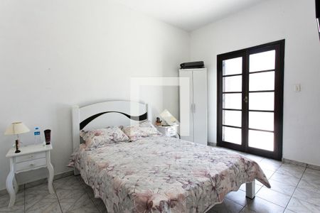 Casa à venda com 110m², 3 quartos e 2 vagasSuíte
