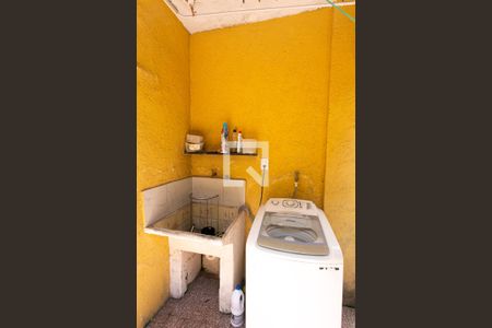 Casa à venda com 110m², 3 quartos e 2 vagasÁrea de Serviço