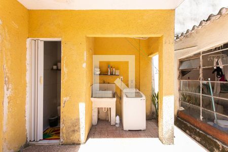 Casa à venda com 110m², 3 quartos e 2 vagasÁrea de Serviço