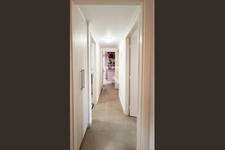 Apartamento à venda com 80m², 3 quartos e 2 vagasCorredor 