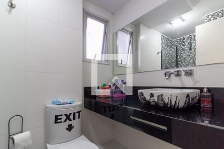 Apartamento à venda com 80m², 3 quartos e 2 vagasBanheiro Social