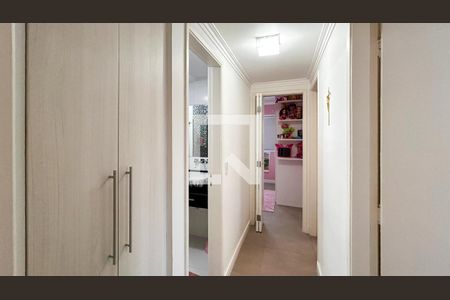 Apartamento à venda com 80m², 3 quartos e 2 vagasCorredor 