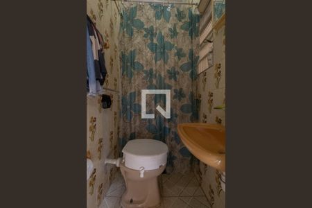 Casa à venda com 190m², 3 quartos e 2 vagasBanheiro de Serviço