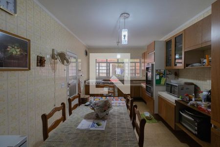 Casa à venda com 190m², 3 quartos e 2 vagasCozinha