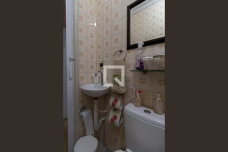 Casa à venda com 190m², 3 quartos e 2 vagasBanheiro 2