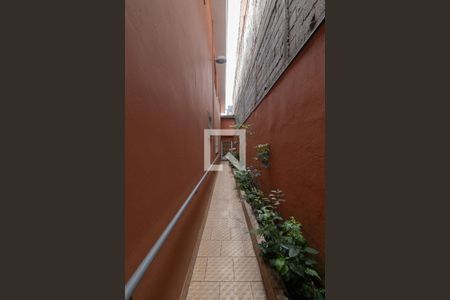 Casa à venda com 190m², 3 quartos e 2 vagasCorredor