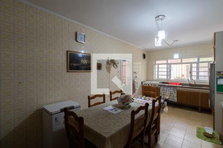 Casa à venda com 190m², 3 quartos e 2 vagasCozinha