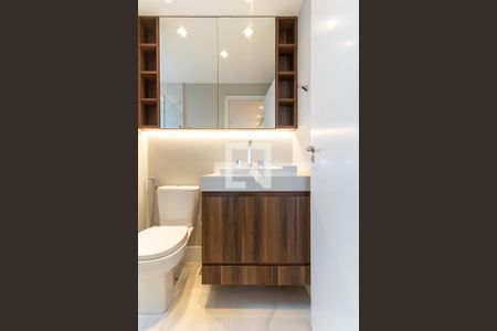 Apartamento para alugar com 68m², 2 quartos e 2 vagasBanheiro da Suíte