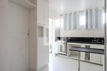 Apartamento à venda com 115m², 3 quartos e sem vagaCozinha