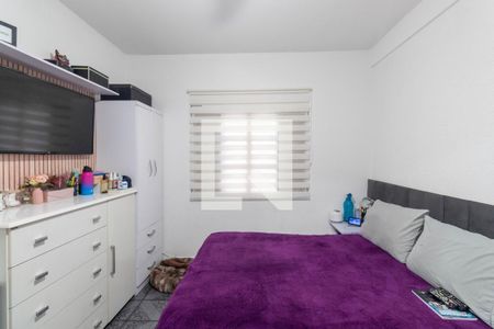 Casa à venda com 240m², 4 quartos e 3 vagas Casa à venda com 240m², 4 quartos e 3 vagasQuarto 2