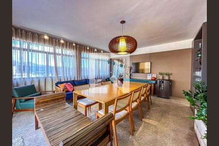 Apartamento à venda com 341m², 5 quartos e 6 vagasSala 2 Cobertura