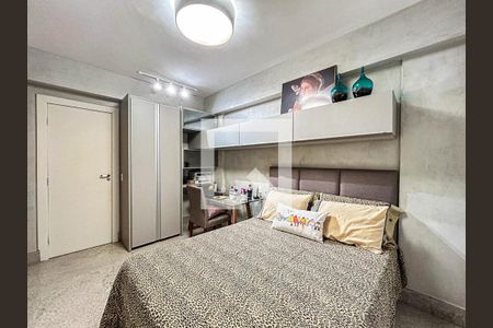 Apartamento à venda com 341m², 5 quartos e 6 vagasSuite 2