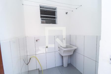 Casa para alugar com 30m², 1 quarto e sem vagaÁrea de Serviço