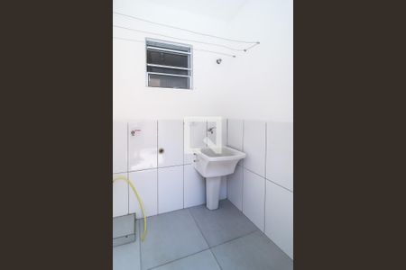 Casa para alugar com 30m², 1 quarto e sem vagaÁrea de Serviço