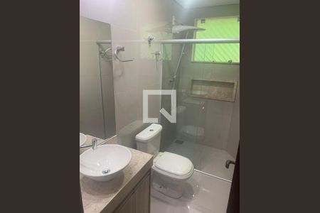 Banheiro de apartamento à venda com 3 quartos, 70m² em Diamante (Barreiro), Belo Horizonte